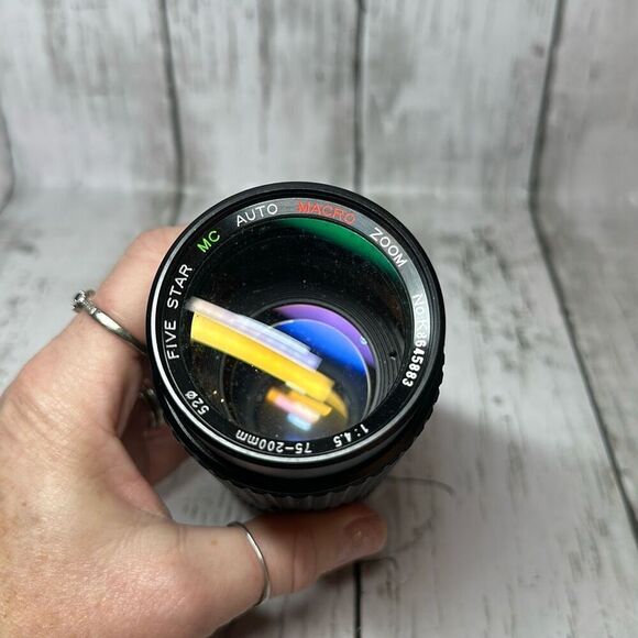 Toyo Optics Auto Macro Zoom Lens 1:45  75-200mm  No. K8645883 - Picture 4 of 7